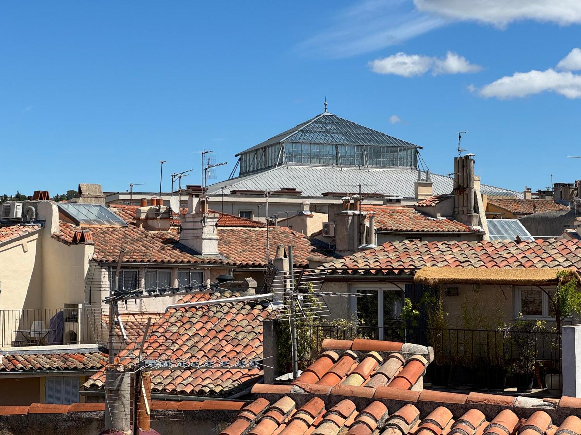 2 Pieces Climatise En Duplex Avec Terrasse Leilighet Aix-en-Provence Eksteriør bilde